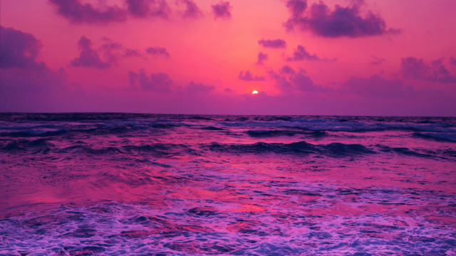 Sunset ocean pink sky clouds free wallpaper - medium preview image