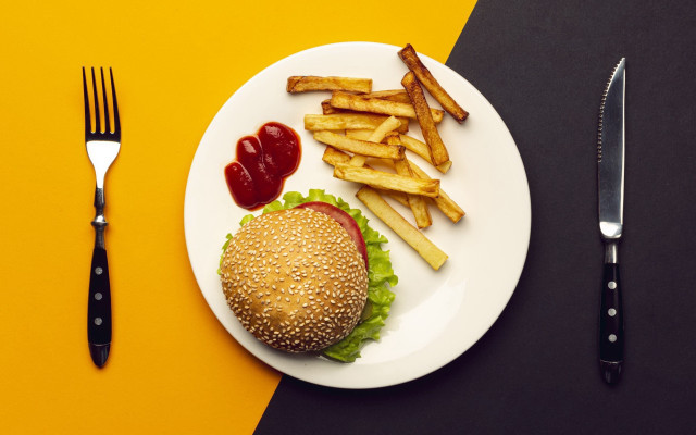 Plate hamburger fries knife fork free wallpaper - medium preview image