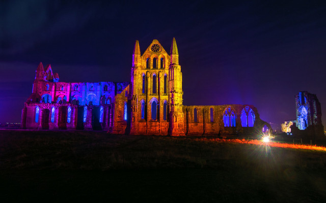Cathedral lit cityscape night glowing free wallpaper - medium preview image