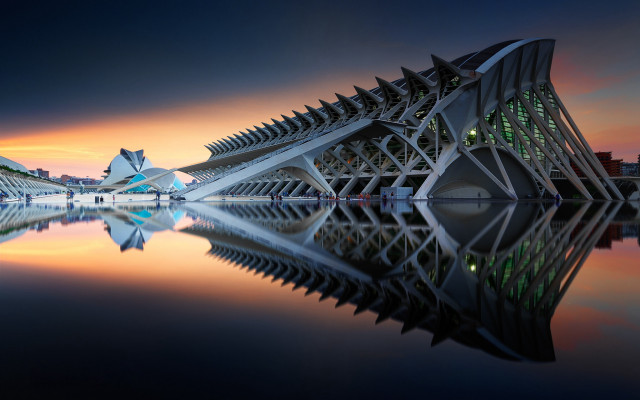 Reflecting building sunset architecture water free wallpaper - medium preview image