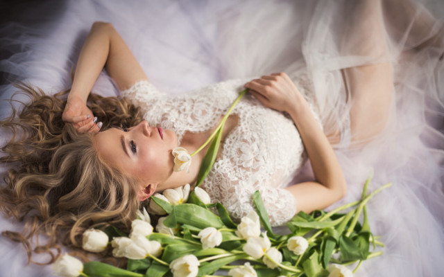Romantic woman laying flower teddy free wallpaper - medium preview image