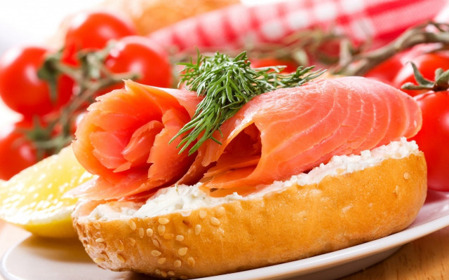 Salmon tomatoes plate knife fork free wallpaper - medium preview image