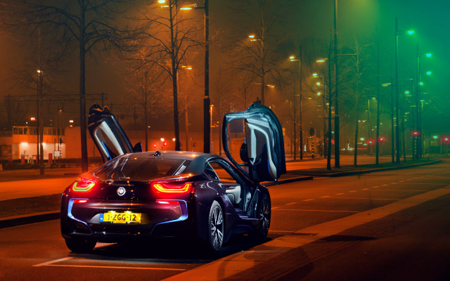 City street night open door free wallpaper - medium preview image