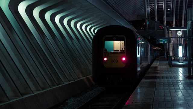 Train station night expressionism shallow free wallpaper - medium preview image
