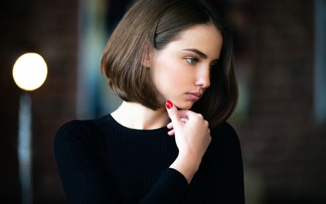Eszter mattioni red nails black free wallpaper - medium preview image