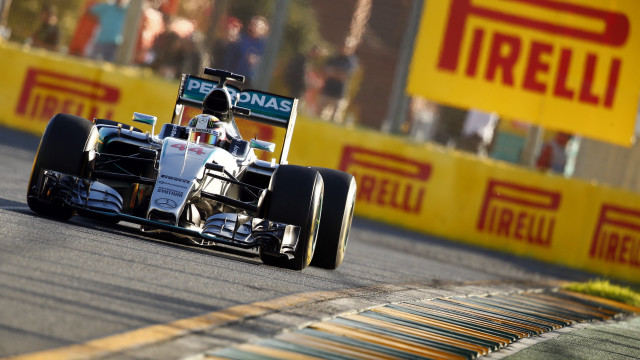 Man driving racing car crowd free wallpaper - medium preview image