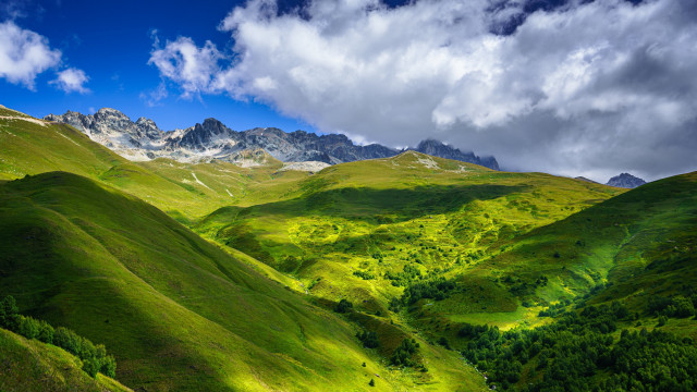 Green valley mountains clouds trees free wallpaper - medium preview image
