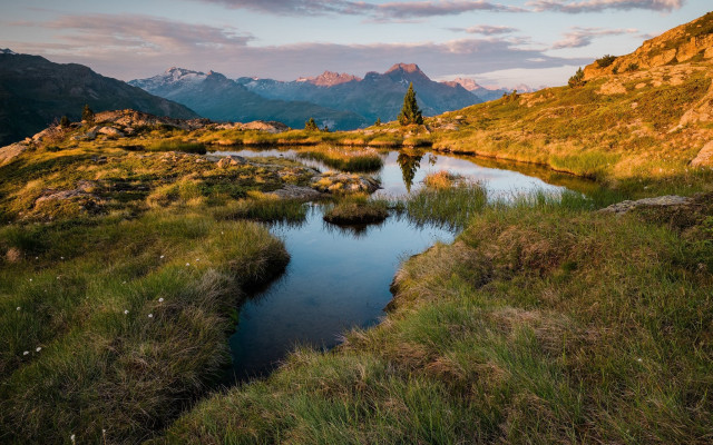 Small stream green hills mountains free wallpaper - medium preview image