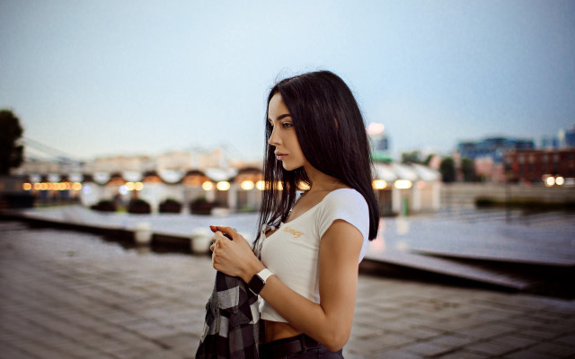 Woman dock phone watch city free wallpaper - medium preview image