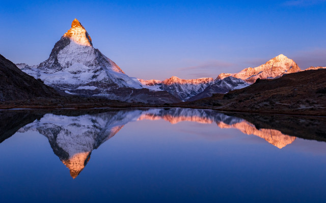 Mountain reflection sunset ocean landscape free wallpaper - medium preview image