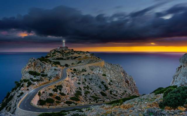 Lighthouse hill road sunset cloudy free wallpaper - medium preview image