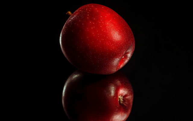 Apples reflection moon night space free wallpaper - medium preview image