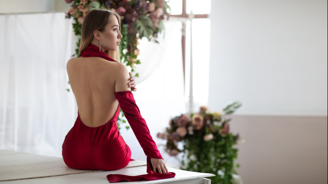 Red dress sitting flower backless free wallpaper - medium preview image