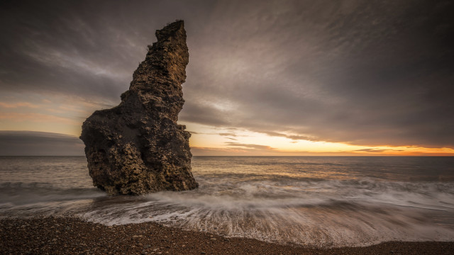 Rock sunset wave ocean beach free wallpaper - medium preview image