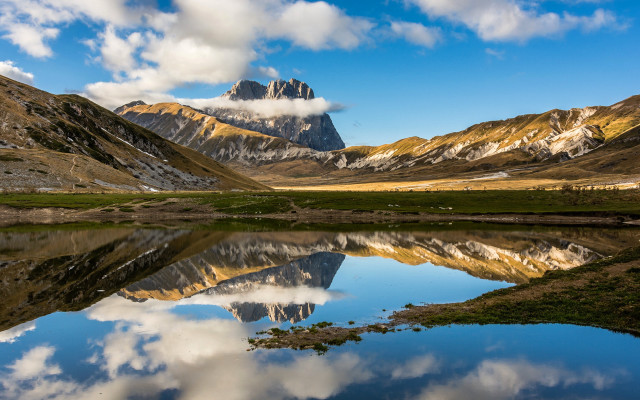 Mountain range lake clouds sky free wallpaper - medium preview image