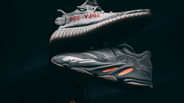 Shoes black surface red letters free wallpaper - medium preview image