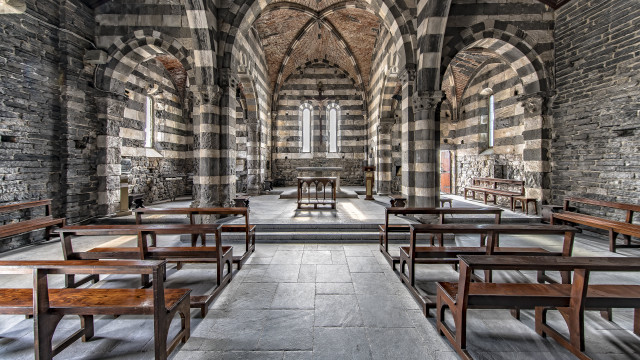 Romanesque church architecture cityscape bridge free wallpaper - medium preview image