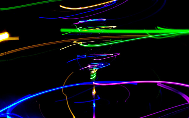 Colorful lights holography yellow center free wallpaper - medium preview image