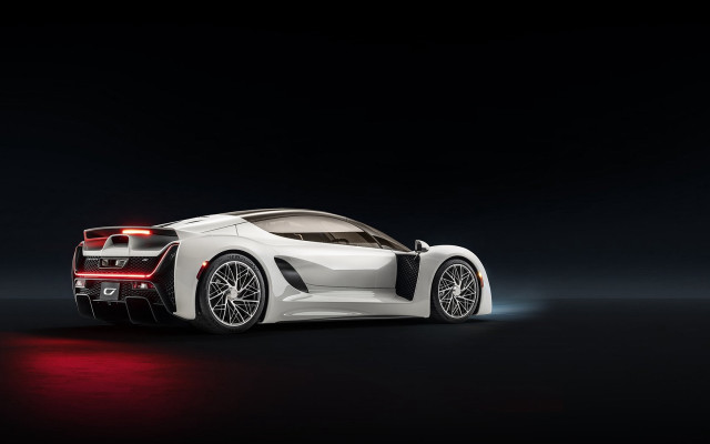 White sports car red light #10 free wallpaper - medium preview image