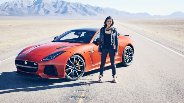 Desert sports car woman mountains free wallpaper - medium preview image
