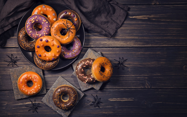 Donuts sprinkles table napkins halloween free wallpaper - medium preview image