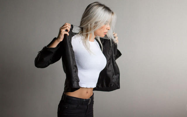 Anna katharina white hair neo free wallpaper - medium preview image