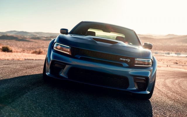 Blue car desert mountains sunset free wallpaper - medium preview image