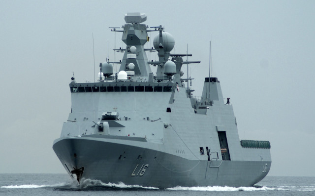 Large gray ship person water free wallpaper - medium preview image