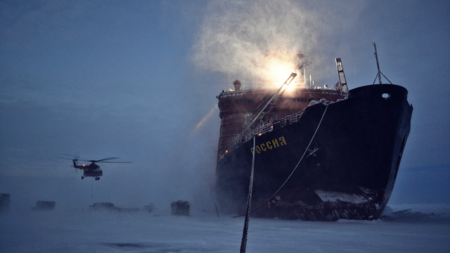 Helicopter ship snow cloud military free wallpaper - medium preview image