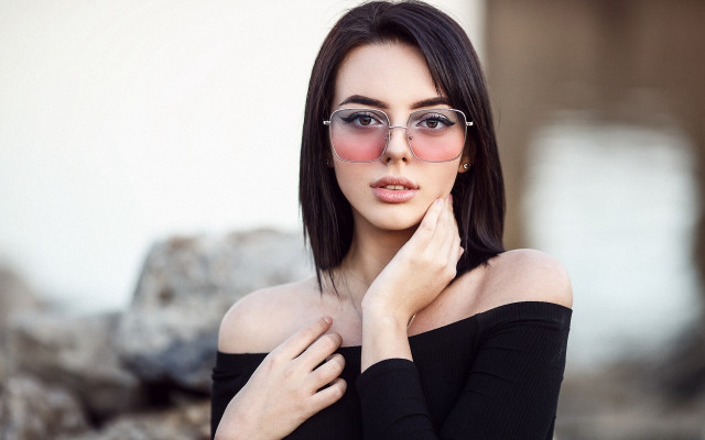 Woman glasses portrait bare shoulders free wallpaper - medium preview image