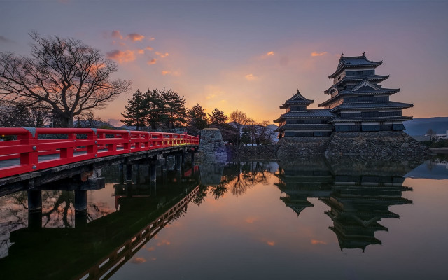 Red bridge sunset pagoda reflection free wallpaper - medium preview image