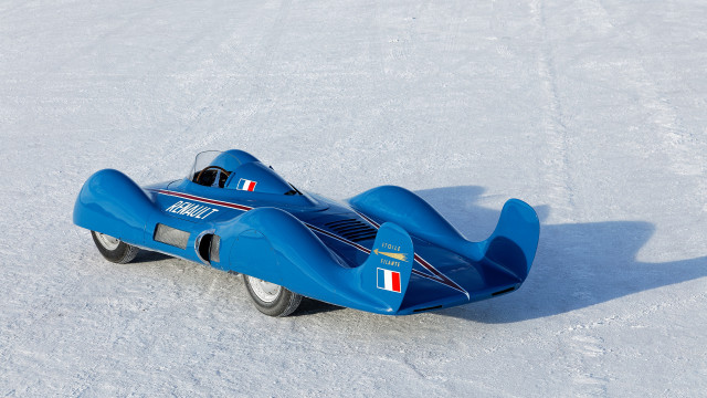 Blue toy car snow ground free wallpaper - medium preview image