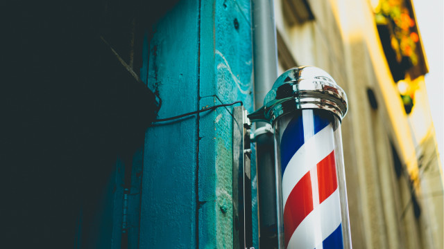 Streetlight building blue door red free wallpaper - medium preview image