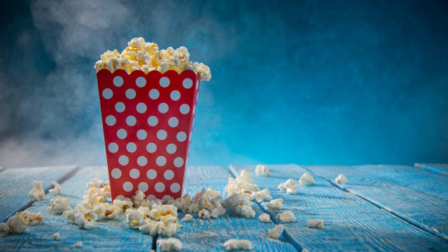 Popcorn bucket blue sky mountains free wallpaper - medium preview image