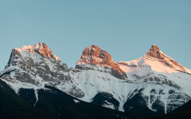 Mountain range snow top blue #2 free wallpaper - medium preview image