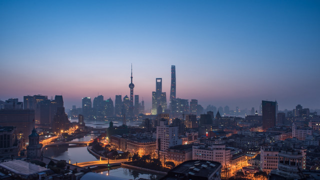 City skyline river dusk bridge free wallpaper - medium preview image