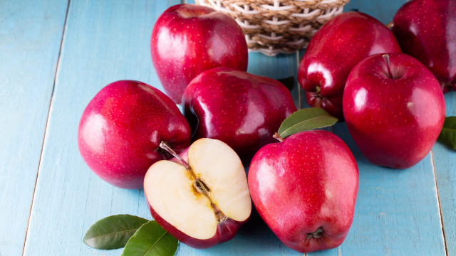 Basket apples blue table leaves free wallpaper - medium preview image