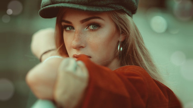 Woman hat cigarette portrait bokeh free wallpaper - medium preview image