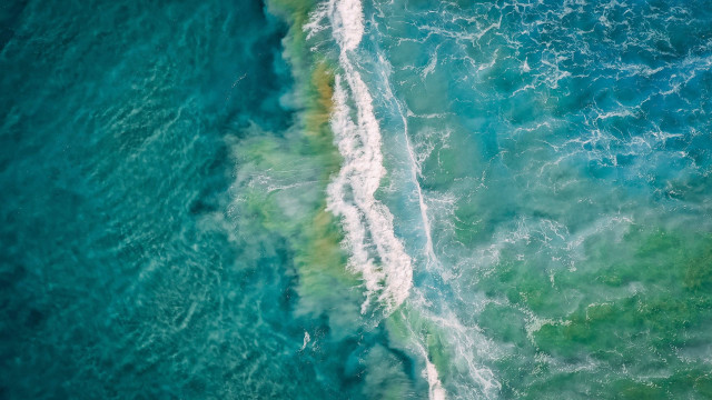 Ocean wave shore surfboard microscopic free wallpaper - medium preview image