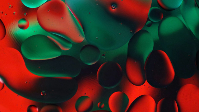 Red green liquid water drops free wallpaper - medium preview image