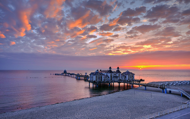 Pier building sunset clouds boats free wallpaper - medium preview image