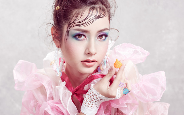 Pink dress makeup serious fashion free wallpaper - medium preview image