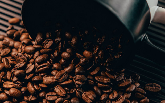 Coffee grinder scooping beans hyperrealism free wallpaper - medium preview image