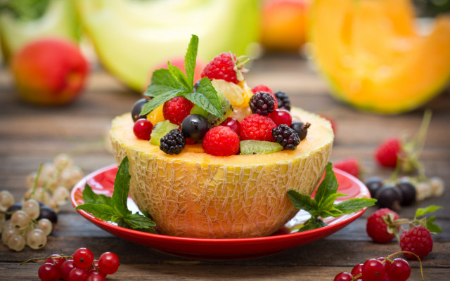 Berry mint fruit salad table free wallpaper - medium preview image