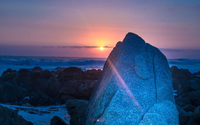 Large rock beach ocean sunset #2 free wallpaper - medium preview image
