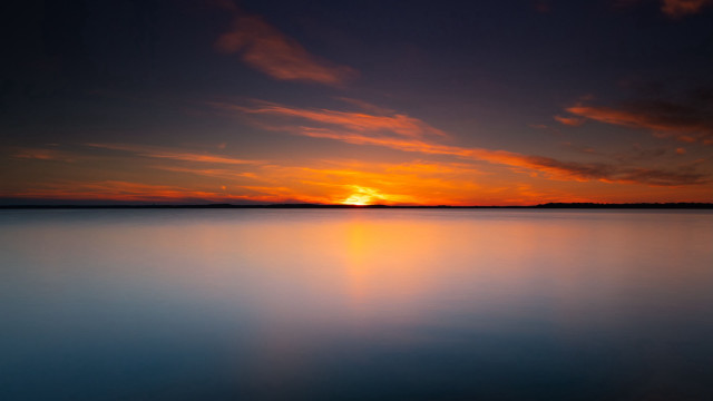 Sunset water boat clouds dusk free wallpaper - medium preview image