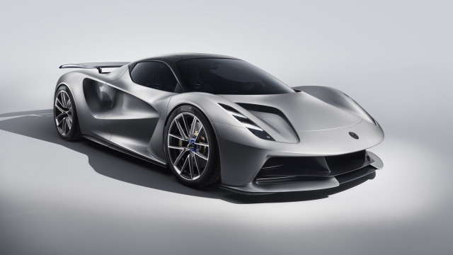 Silver sports car studio shadow #3 free wallpaper - medium preview image