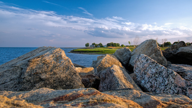 Rocky shore water mountains sky #2 free wallpaper - medium preview image