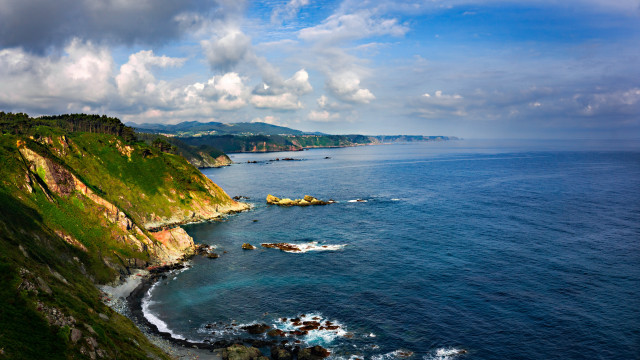 Scenic cliff ocean beach boat free wallpaper - medium preview image