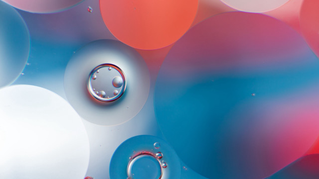Water droplet blue red bubbles free wallpaper - medium preview image